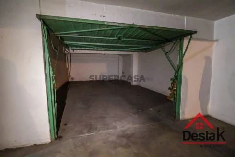 Garagem em Viseu, Viseu