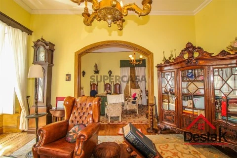 Hall Entrada