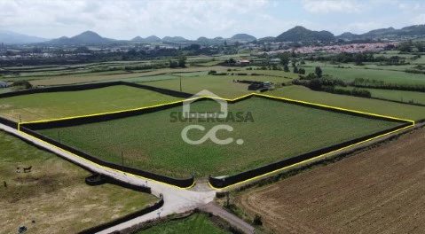 Terreno em Pico da Pedra, Ribeira Grande