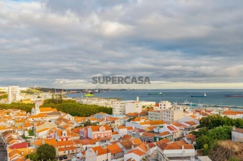 Apartamento T1 em União das Freguesias de Setúbal, Setúbal