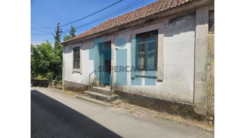Moradia T4 em Salvador e Santo Aleixo de Além-Tâmega, Ribeira de Pena