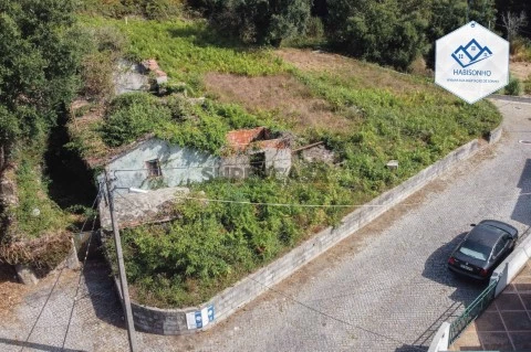 Moradia Térrea em Ruínas | São Pedro da Cova | Gondomar
