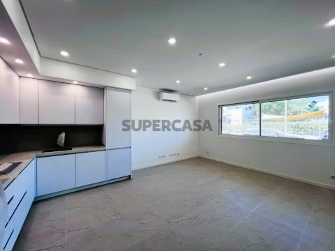 Empreendimento Moderno em Quarteira - Apartamentos T1 e T2 em Construção
