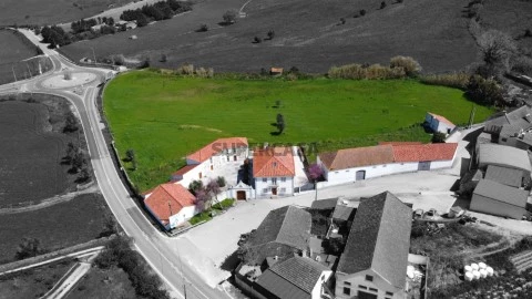 Moradia T7 em Sapataria, Sobral de Monte Agraço