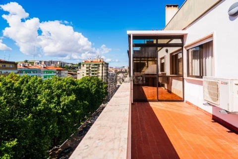 Apartamento T0 em Agualva e Mira-Sintra, Sintra