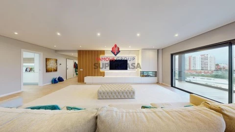Penthouse T5 em Portimão, Portimão