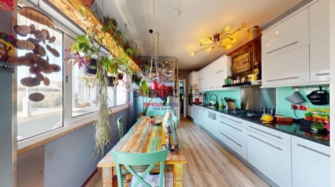 Apartamento T4 em Portimão, Portimão