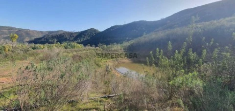 Terreno em Alferce, Monchique