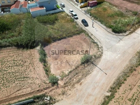 Terreno Urbano em Atouguia da Baleia, Peniche