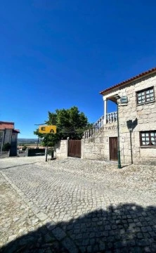 Moradia T3 em Santo Estevão, Chaves