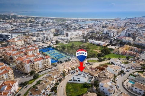 Moradia T4 em São Gonçalo de Lagos, Lagos