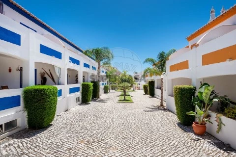 Apartamento T0 em Luz, Lagos
