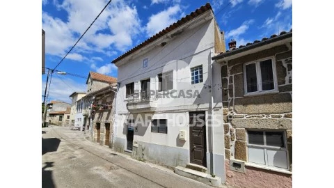 Maison 4 Chambres au Midões, Tábua