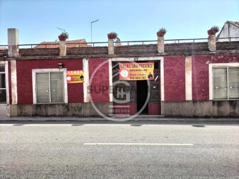 Casa com espaço comercial T3 em Chamusca e Pinheiro Grande, Chamusca