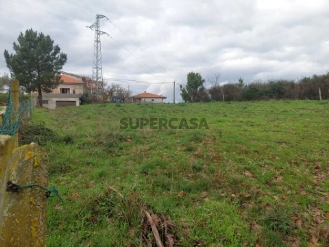Terreno com 514m2 para construção em Chaves, Portugal