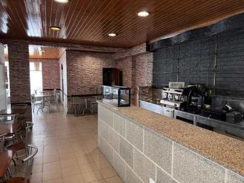 Café/Snack Bar para venda em Chaves, Portugal