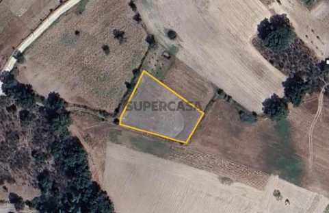 Terreno com 1830m2 na Pastoria, Redondelo, Chaves, Portugal