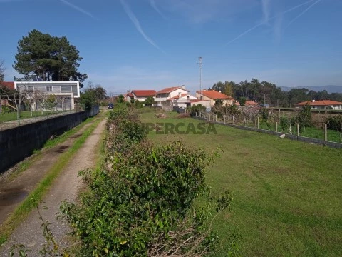 Terreno na Rua Padre Bento da Mota, Antas, Esposende