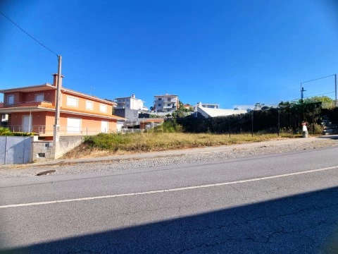 Terreno na Rua Padre Apolinário Rios, Antas, Esposende