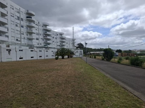 Apartamento t3+2 (todos suítes), localizada em Rio Tinto, Gondomar