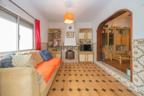 SALA4