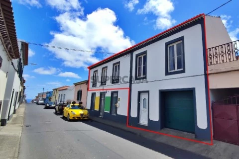 Moradia - Local
