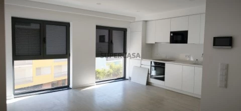 Appartement 1 pièce situé à seulement 100 mètres de la plage d’Armação de Pêra