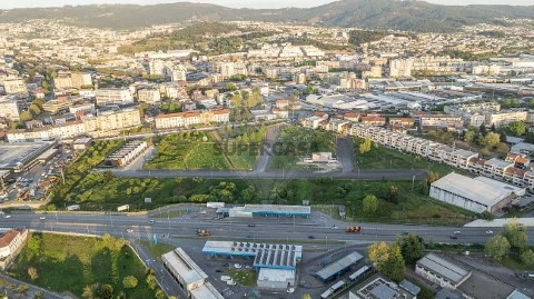 Terreno em Maximinos, Sé e Cividade, Braga