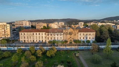 Terreno em Maximinos, Sé e Cividade, Braga