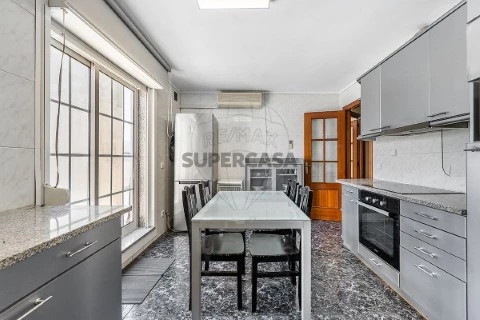 Duplex T4 em São Víctor, Braga
