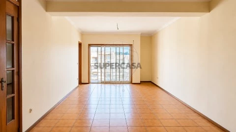 Apartment 3 Zimmer auf Caldelas, Guimarães mit Video