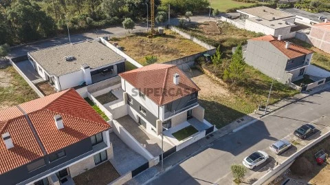 Haus 3 Zimmer auf Cabanelas, Vila Verde mit Video