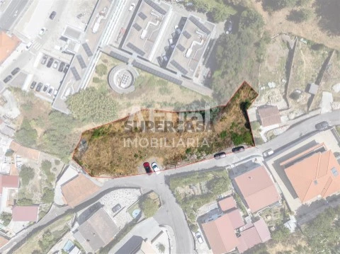 Terreno nas Caldas de Vizela (São Miguel e São João), Vizela