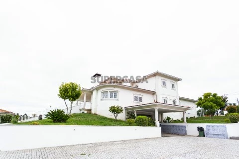 Moradia T4 em Regueira de Pontes, Leiria