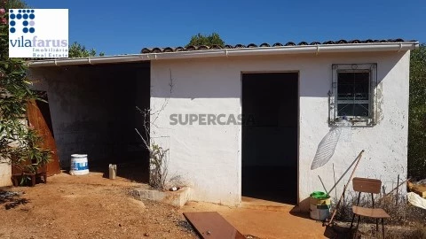 Terreno com 3.531m2 e construção de 35m2