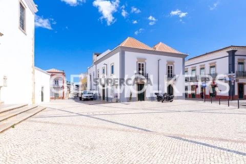 Largo de São Pedro - Faro