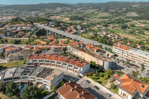 连栋房屋 3 卧室 在 Rua Girassol, Mesão Frio, Guimarães
