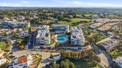 Apartamentos de luxo perto da praia, no Carvoeiro