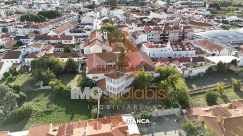 Moradia T5 em Almeirim, Almeirim