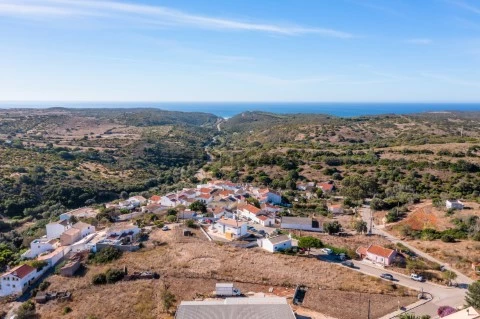 Terreno em Vila do Bispo e Raposeira, Vila do Bispo