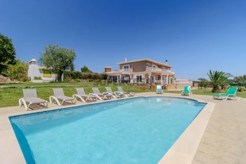 Villa T5 em Luz, Lagos