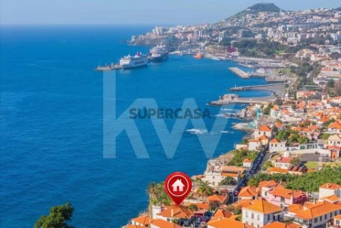 Moradia T8 em São Roque, Funchal