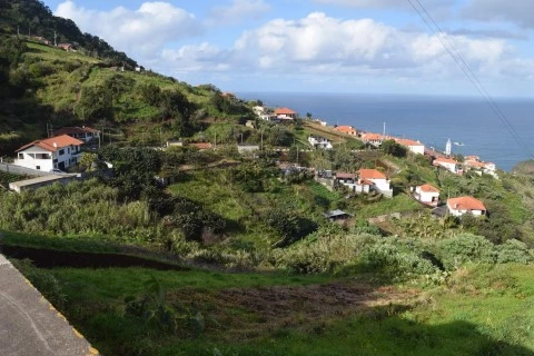 Terreno no Faial, Santana
