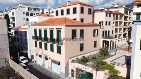 Apartamento T2 em Sé, Funchal