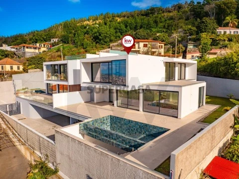 Moradia T3 em São Gonçalo, Funchal