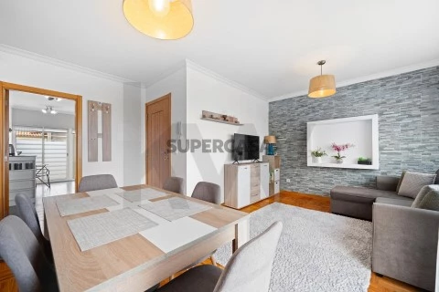 Apartamento T2 em Caniço, Santa Cruz