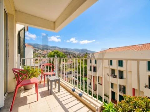 Apartamento T3 em Santo António, Funchal