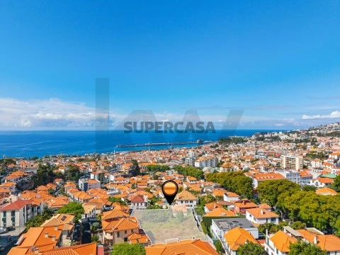Terreno em Santa Luzia, Funchal