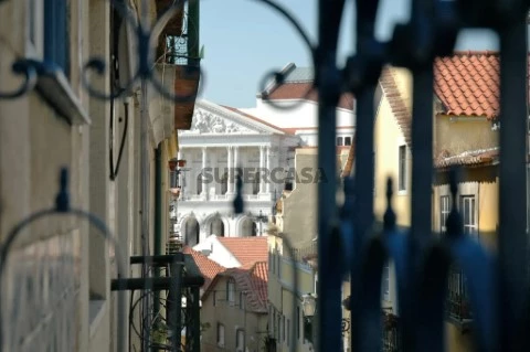 Prédio em Misericórdia, Lisboa