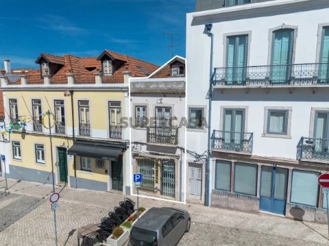 Gebouw Op Almada, Cova da Piedade, Pragal e Cacilhas, Almada